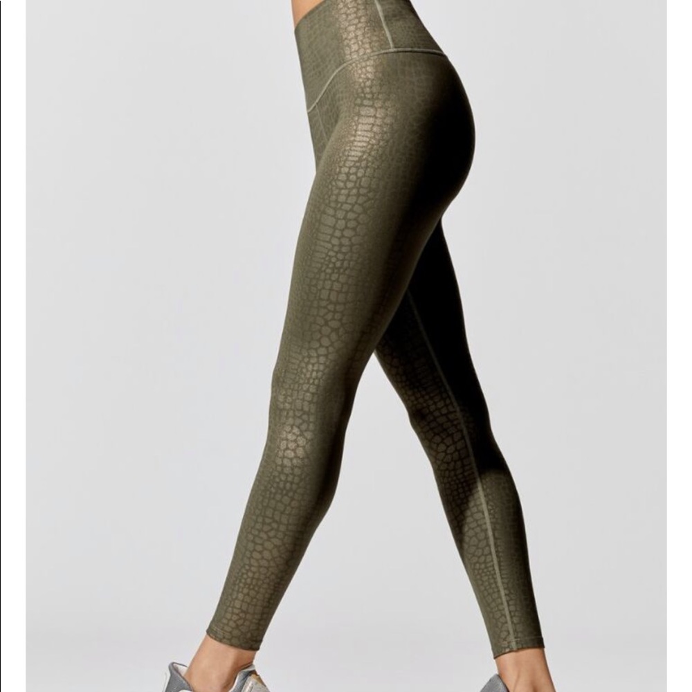 NWT Carbon38 crocodile foil leggings